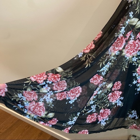 TORRID Sz 3 Floral Mesh Overlay Fully Lined Sleeveless  Midi Dress - Picture 3 of 13